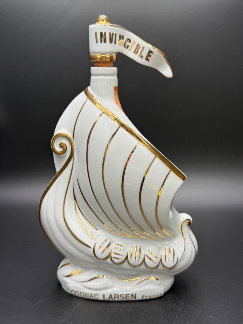 Rare Larsen Cognac Viking Ship Invincible Edition Black And
