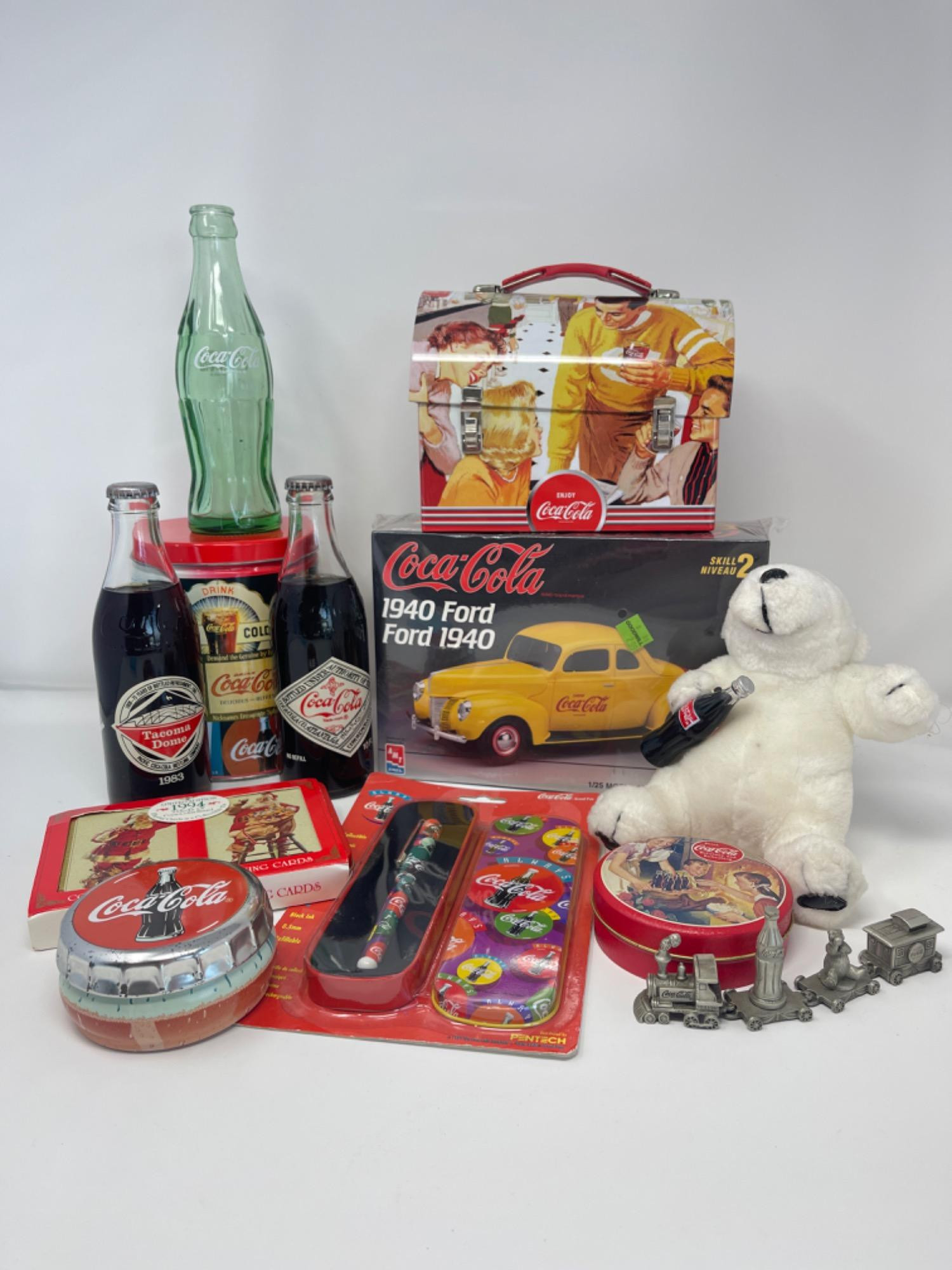 Lot # 14 - Vintage Coca Cola Collectibles | Collectors